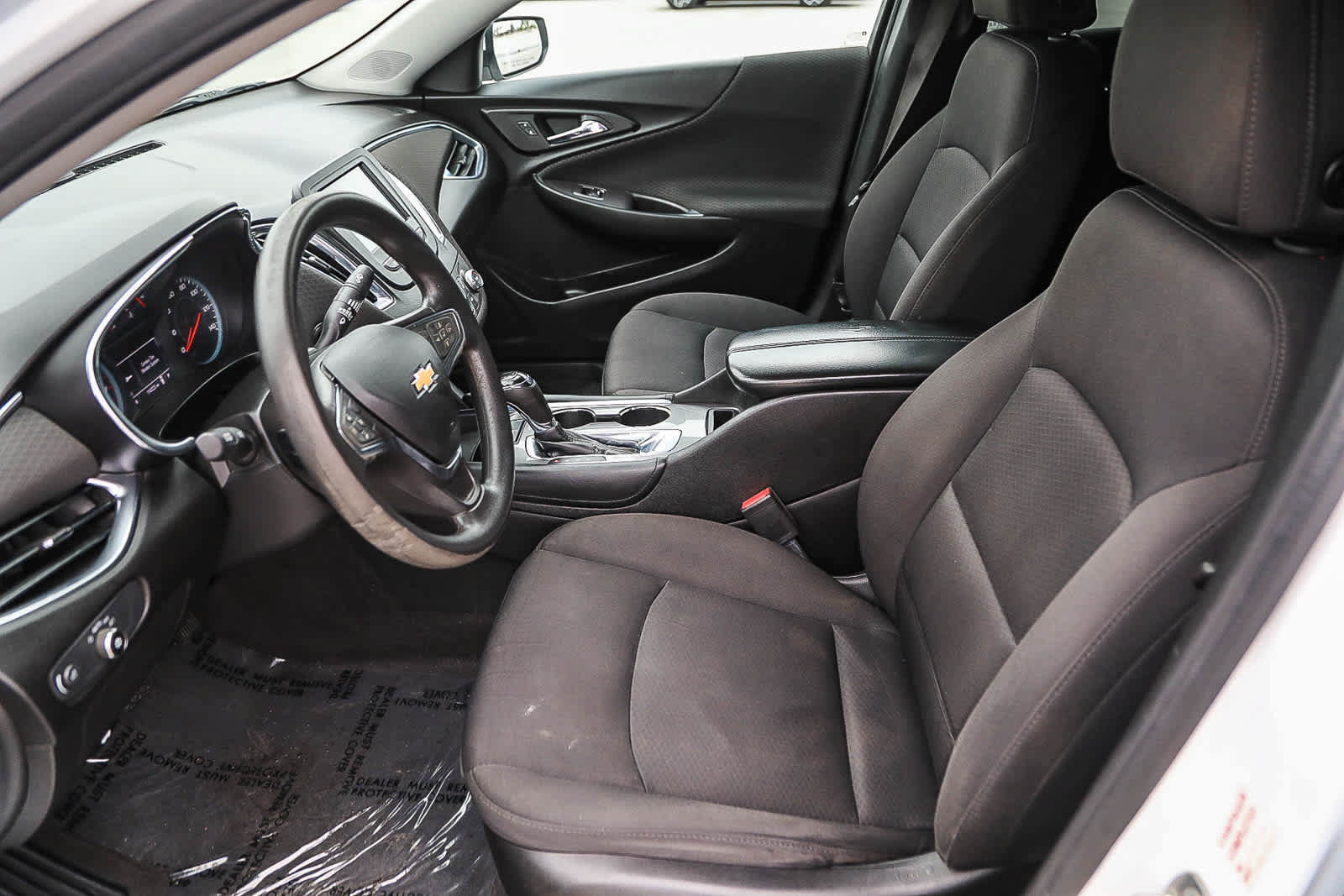 Used 2018 Chevrolet Malibu LT FWD image 17