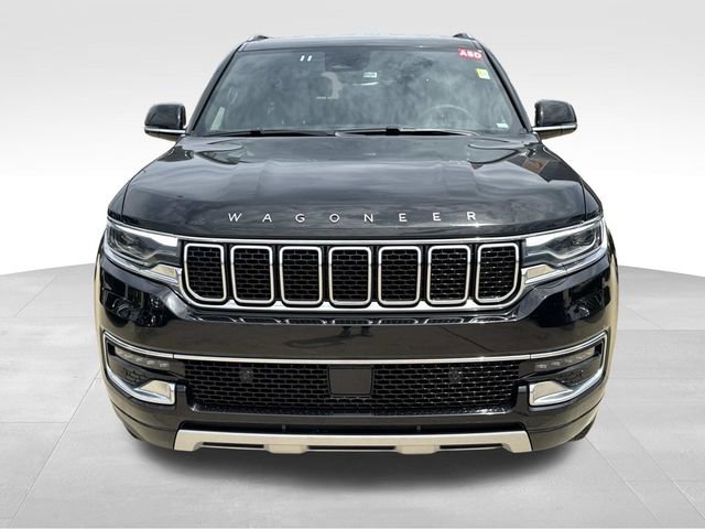 Used 2024 Jeep Wagoneer Series II w/ Flexible Seating Group RWD image 2