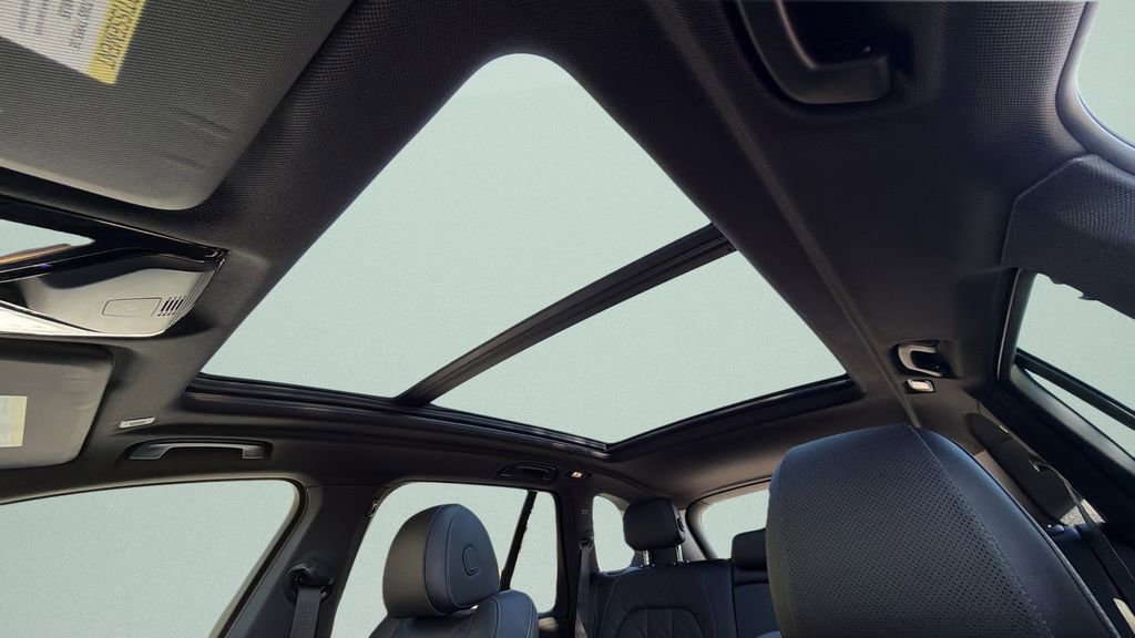 Certified 2023 BMW X5 xDrive45e w/ Parking Assistance Package image 16