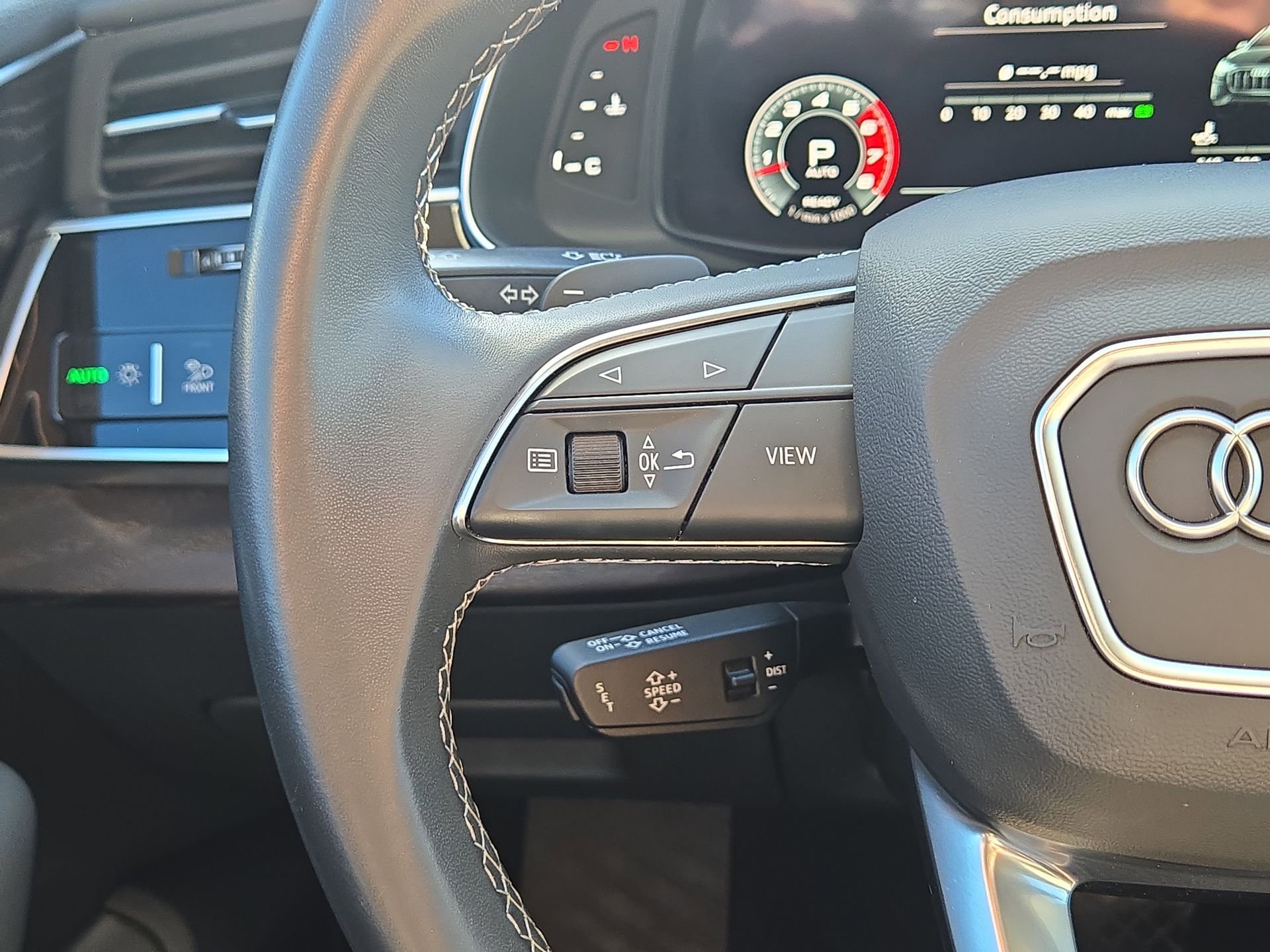 Used 2021 Audi Q8 Prestige w/ Prestige Package image 21