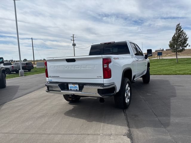 Certified 2022 Chevrolet Silverado 3500 LTZ w/ LTZ Convenience Package AWD/4WD image 3