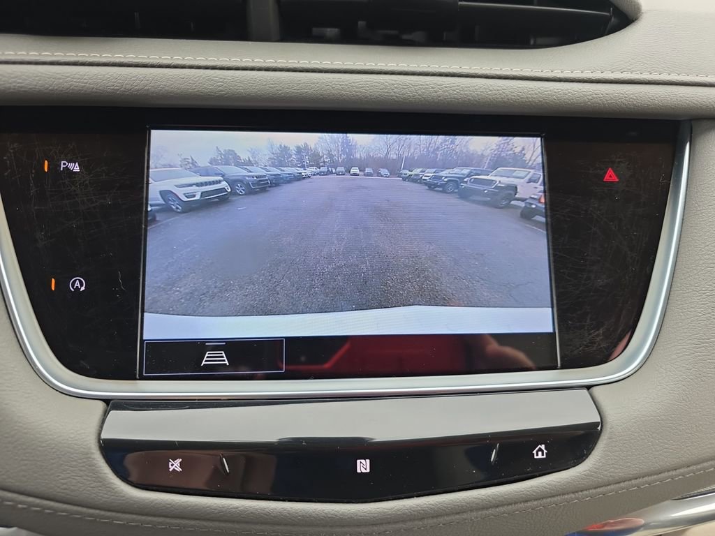 Used 2021 Cadillac XT5 Premium Luxury image 16