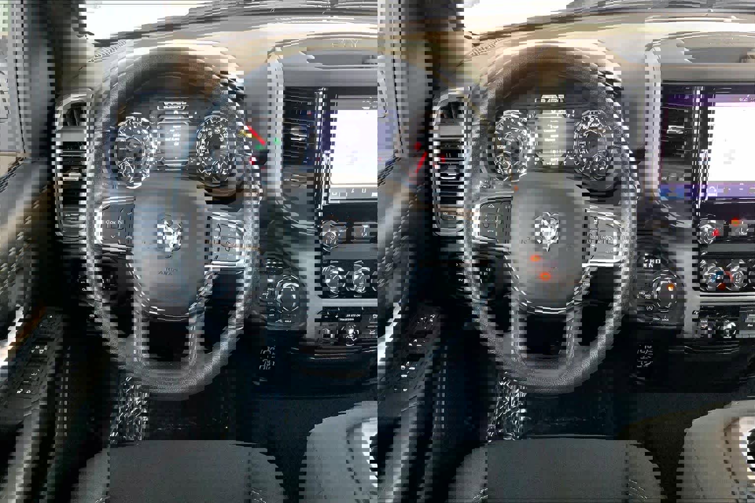 Used 2025 RAM 1500 Classic Warlock image 6