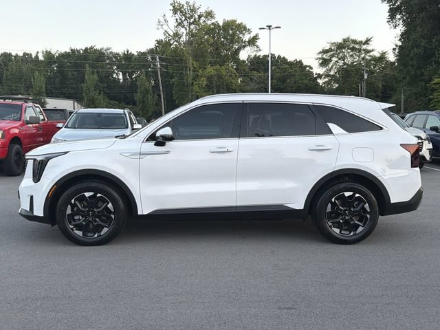 Used 2024 Kia Sorento S w/ Panoramic Sunroof Package FWD image 6