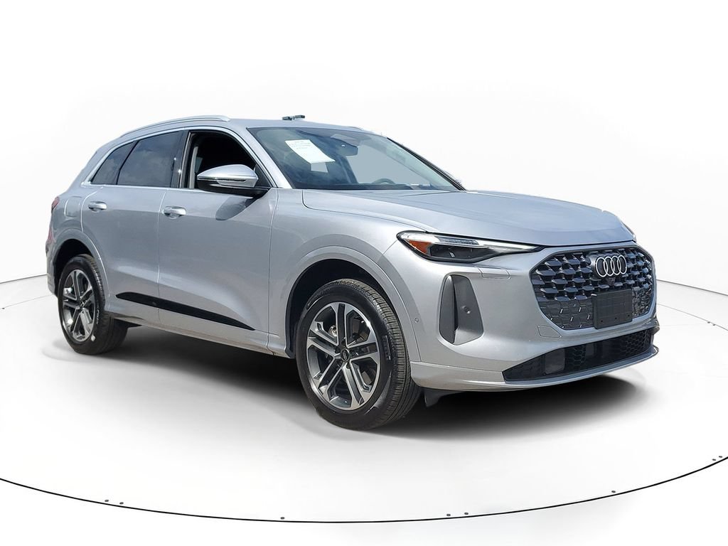 Certified 2025 Audi Q5 Premium Plus w/ Premium Plus