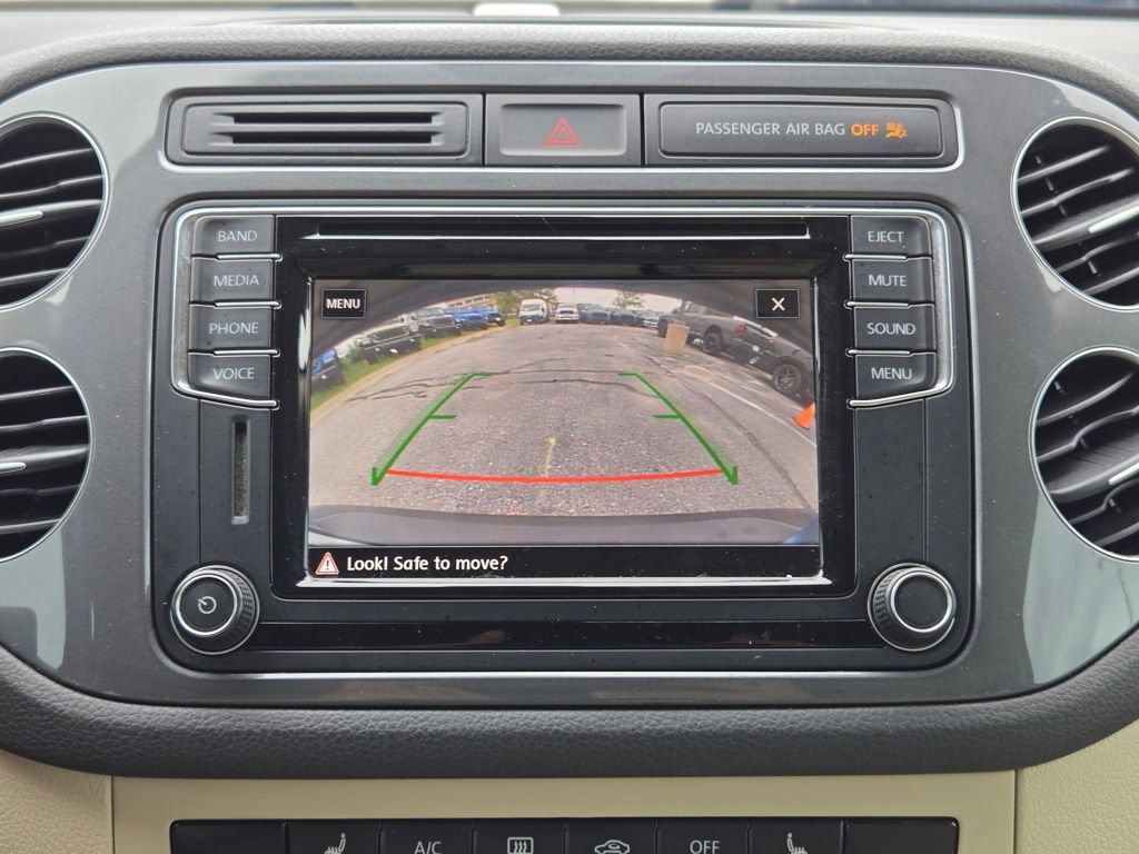 Used 2017 Volkswagen Tiguan S AWD/4WD image 21