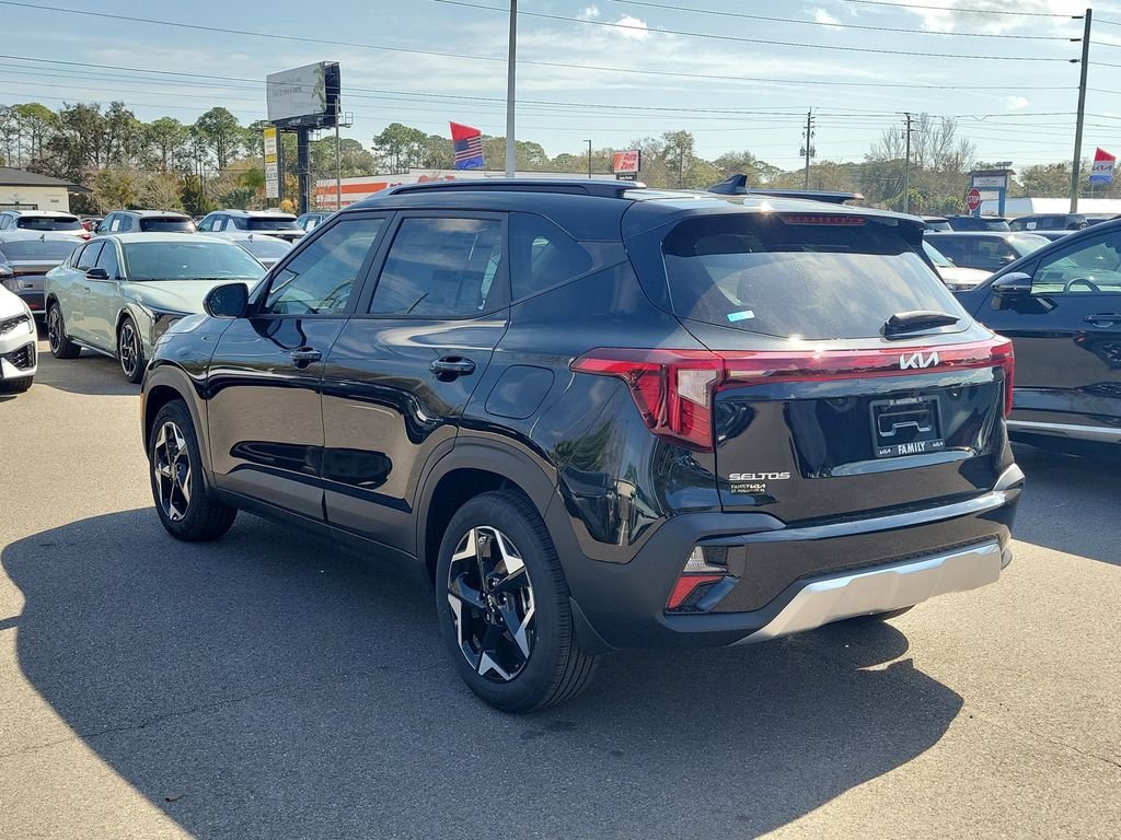 New 2026 Kia Seltos S FWD image 4