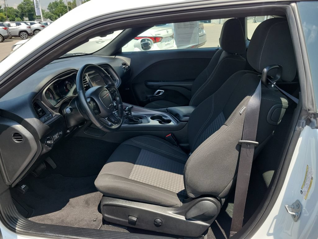 Used 2023 Dodge Challenger SXT w/ Blacktop Package AWD/4WD image 14