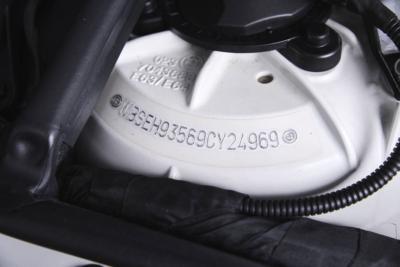 Used 2009 BMW M6 Coupe image 64