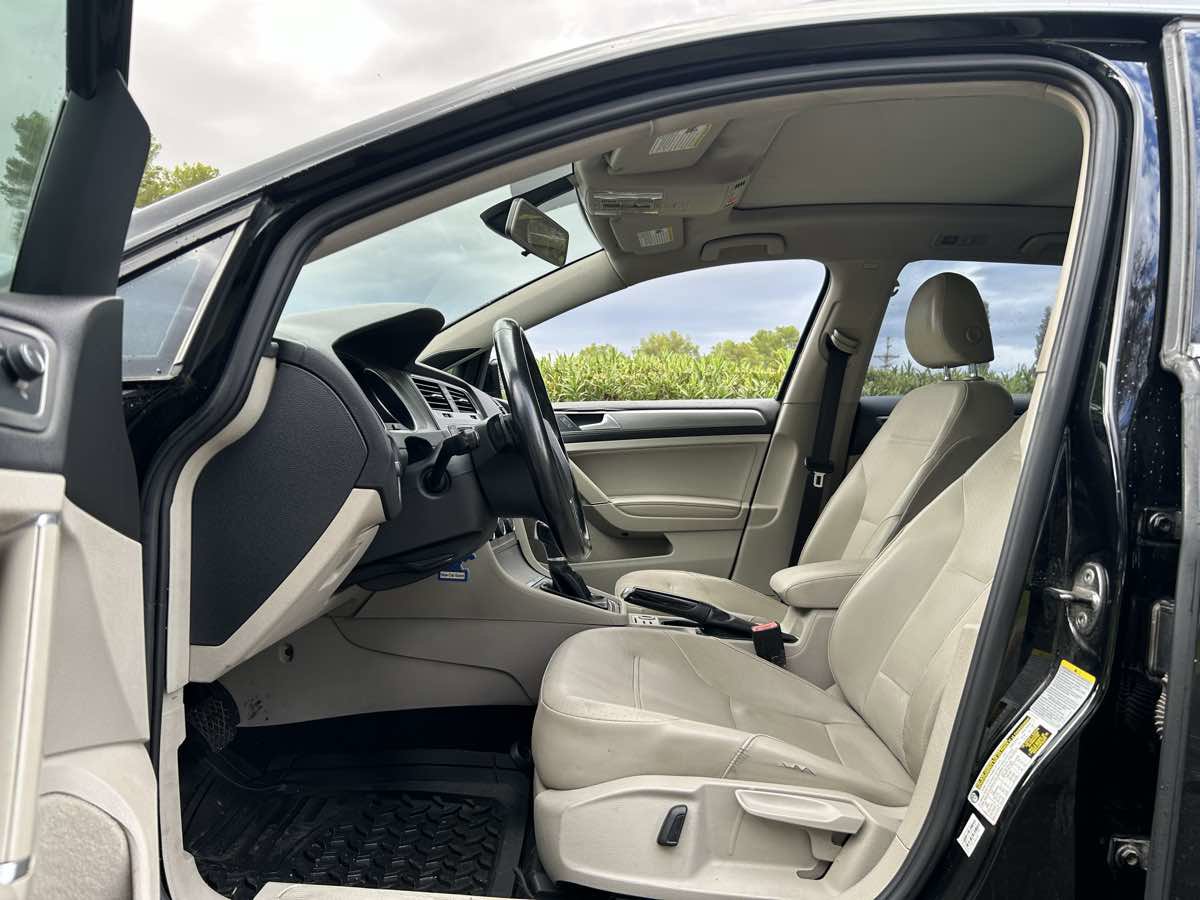 Used 2015 Volkswagen Golf SEL image 18