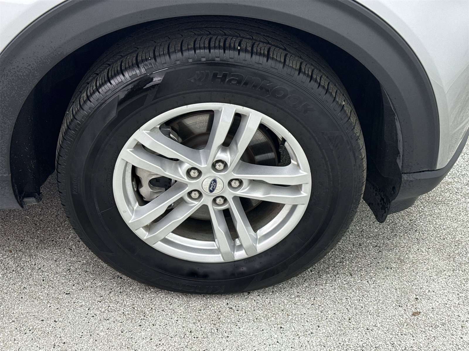 Used 2023 Ford Explorer XLT w/ Class IV Trailer Tow Package image 43