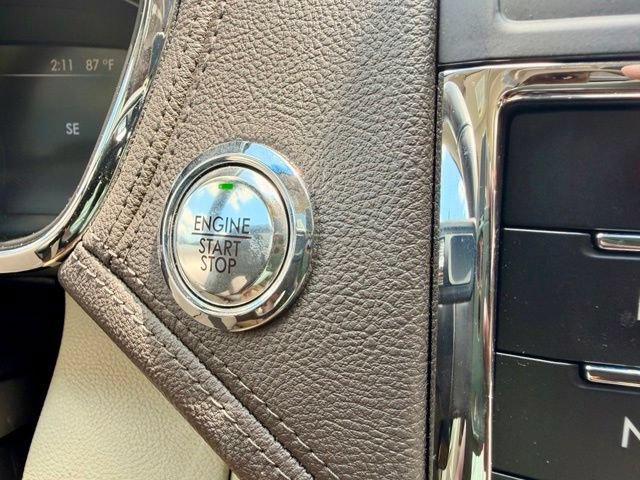 Used 2019 Lincoln Continental Select FWD image 28