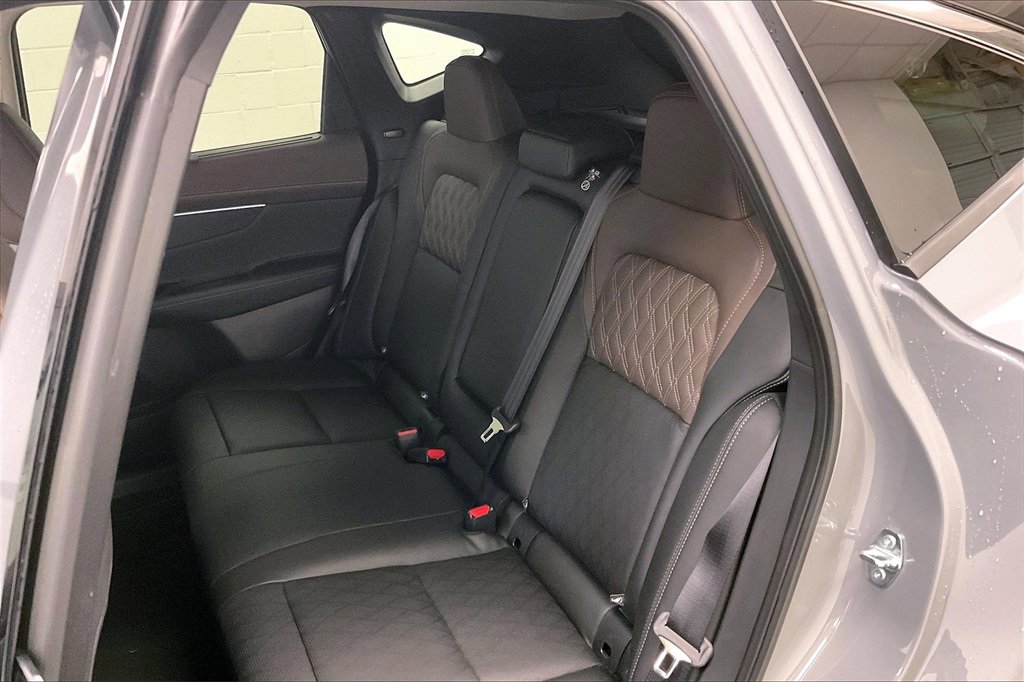 New 2025 Nissan Murano Platinum w/ Cargo Package image 10