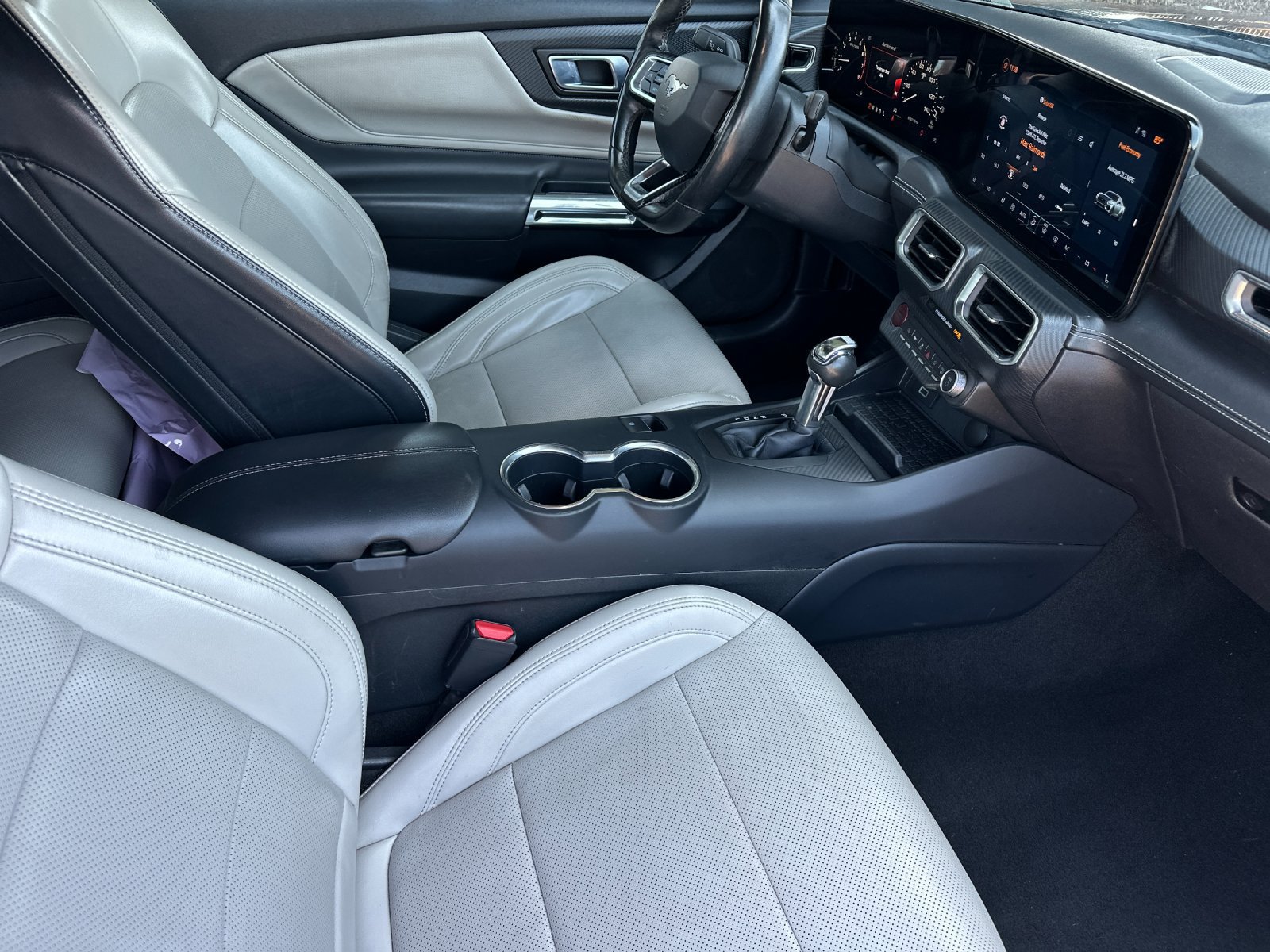 Used 2024 Ford Mustang Premium RWD image 15