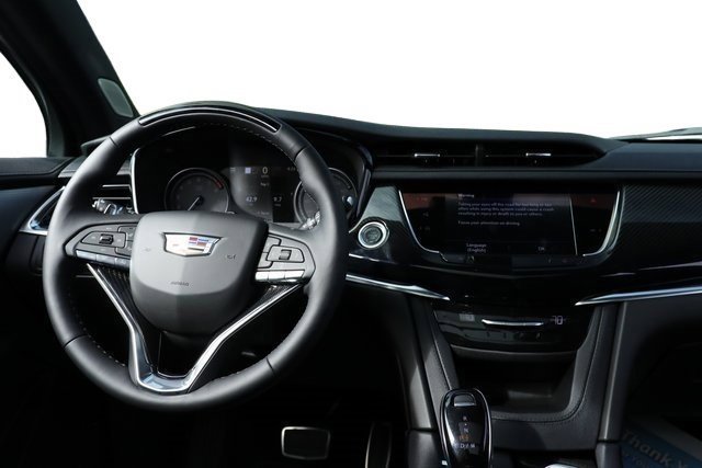 Used 2022 Cadillac XT6 Sport w/ Technology Package image 34