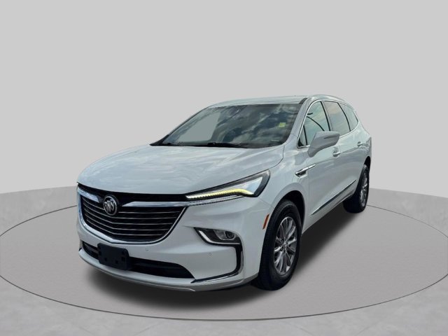 Used 2023 Buick Enclave Essence AWD/4WD image 9