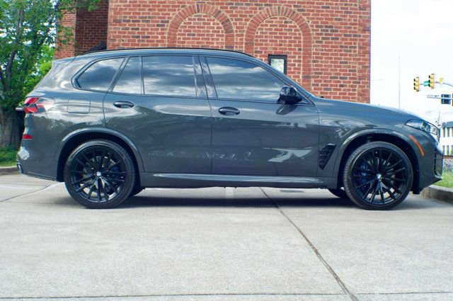 Used 2024 BMW X5 M60i AWD/4WD image 4