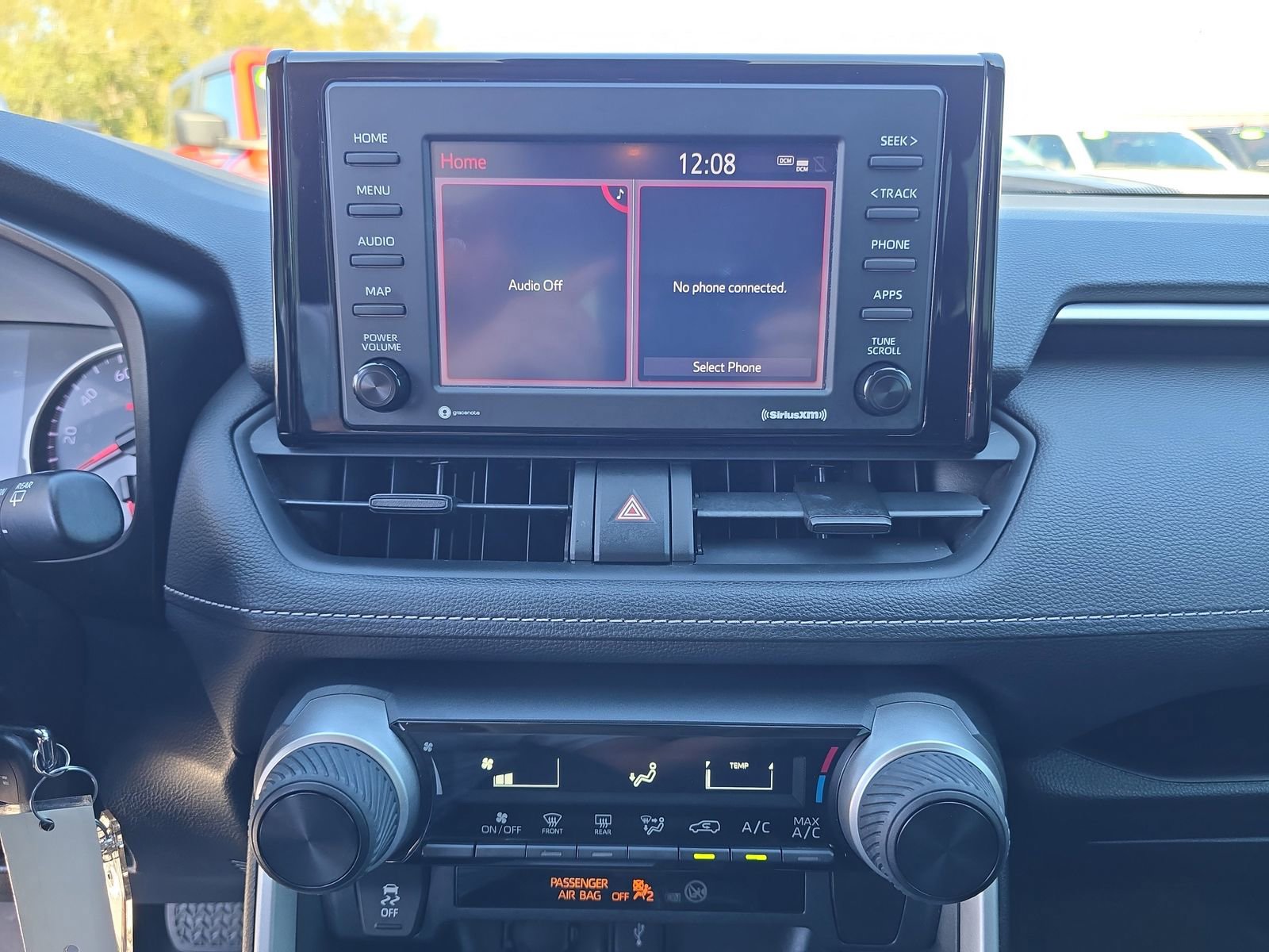 Used 2020 Toyota RAV4 LE w/ Carpet Mat Package image 16