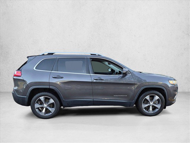Used 2019 Jeep Cherokee Limited AWD/4WD image 4
