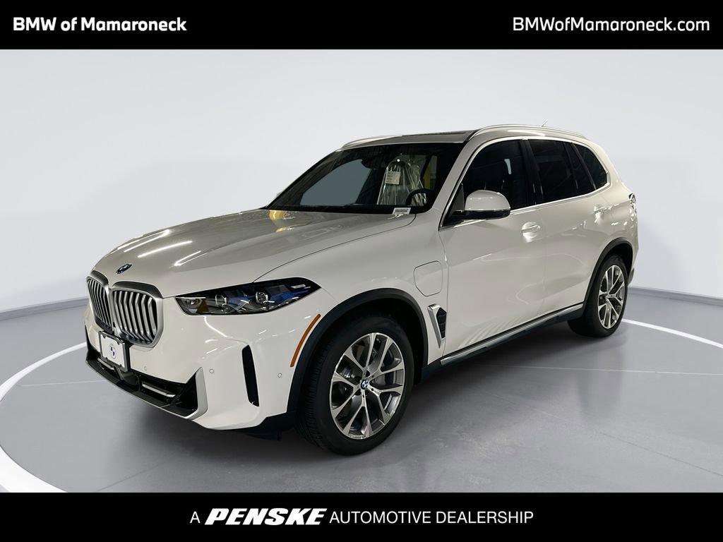 New 2026 BMW X5 xDrive50e image 1