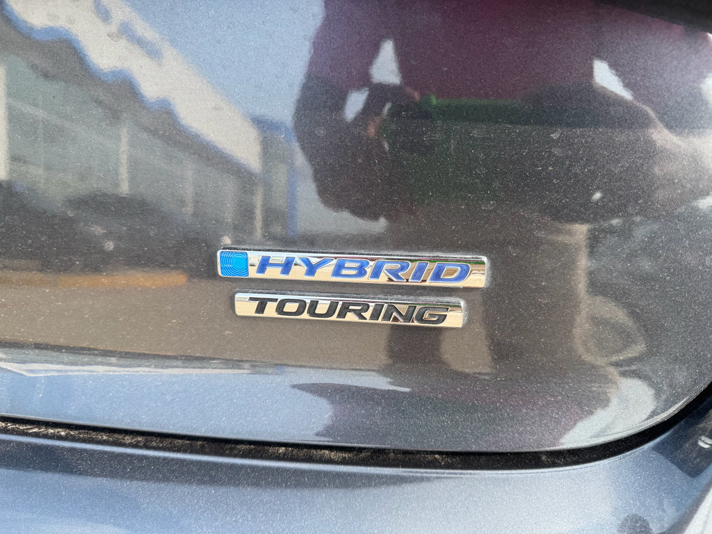 Certified 2025 Honda Accord Touring image 31