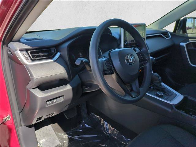 Certified 2025 Toyota RAV4 LE AWD/4WD image 10