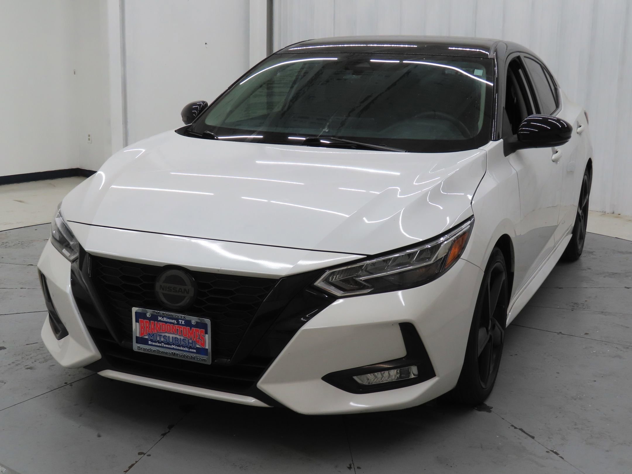 Used 2023 Nissan Sentra SR w/ Midnight Edition Package image 7