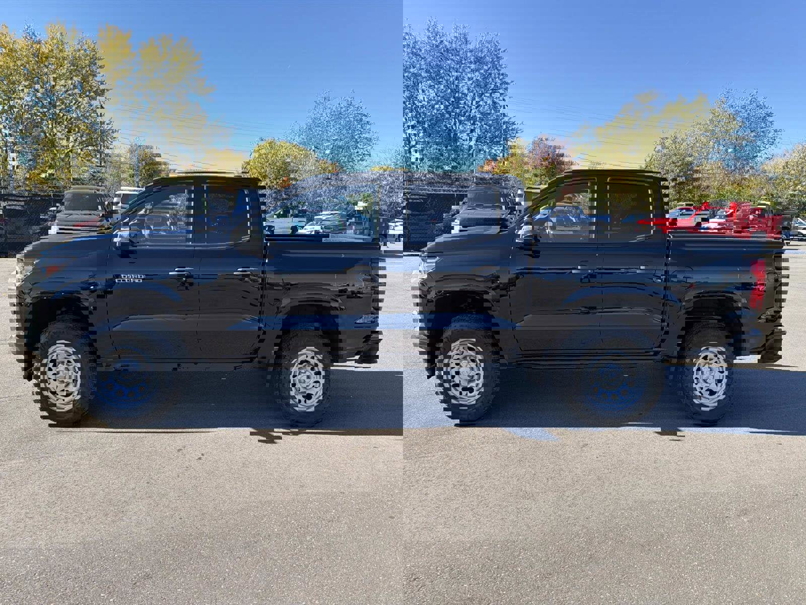 Certified 2024 Chevrolet Colorado W/T image 16