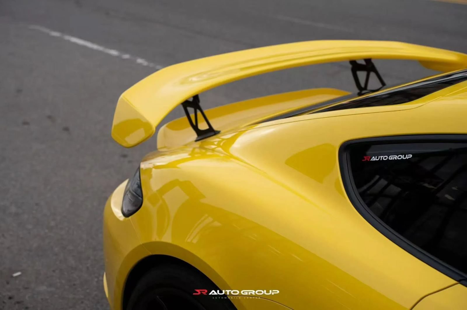 Used 2020 Porsche 718 Cayman GT4 RWD image 10