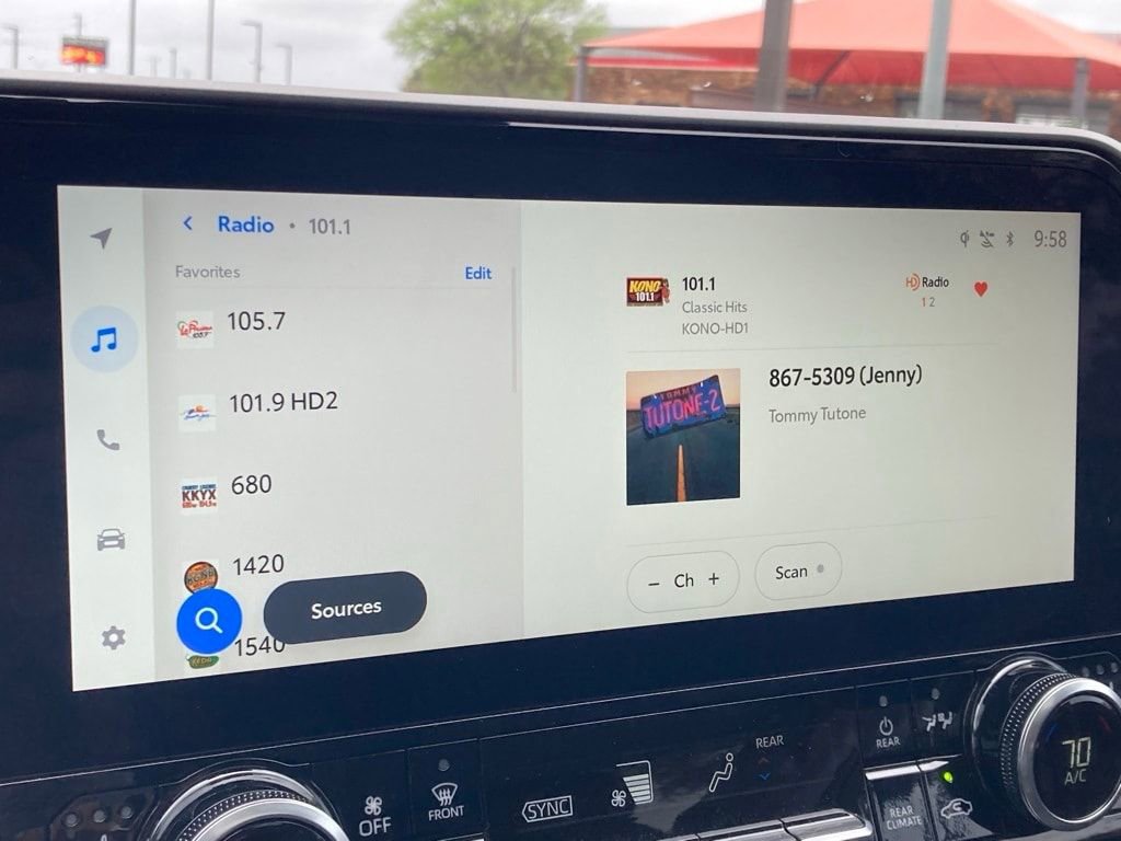 Certified 2025 Toyota Highlander Limited image 24