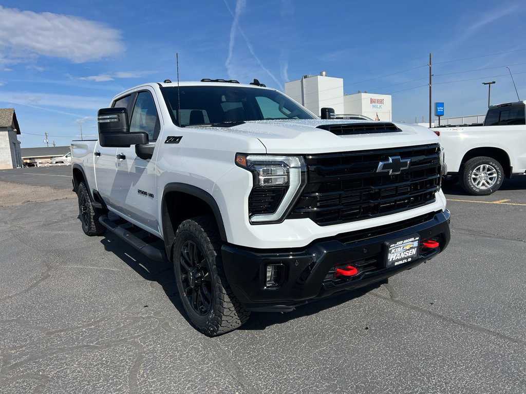 New 2026 Chevrolet Silverado 2500 LT w/ Trail Boss Package