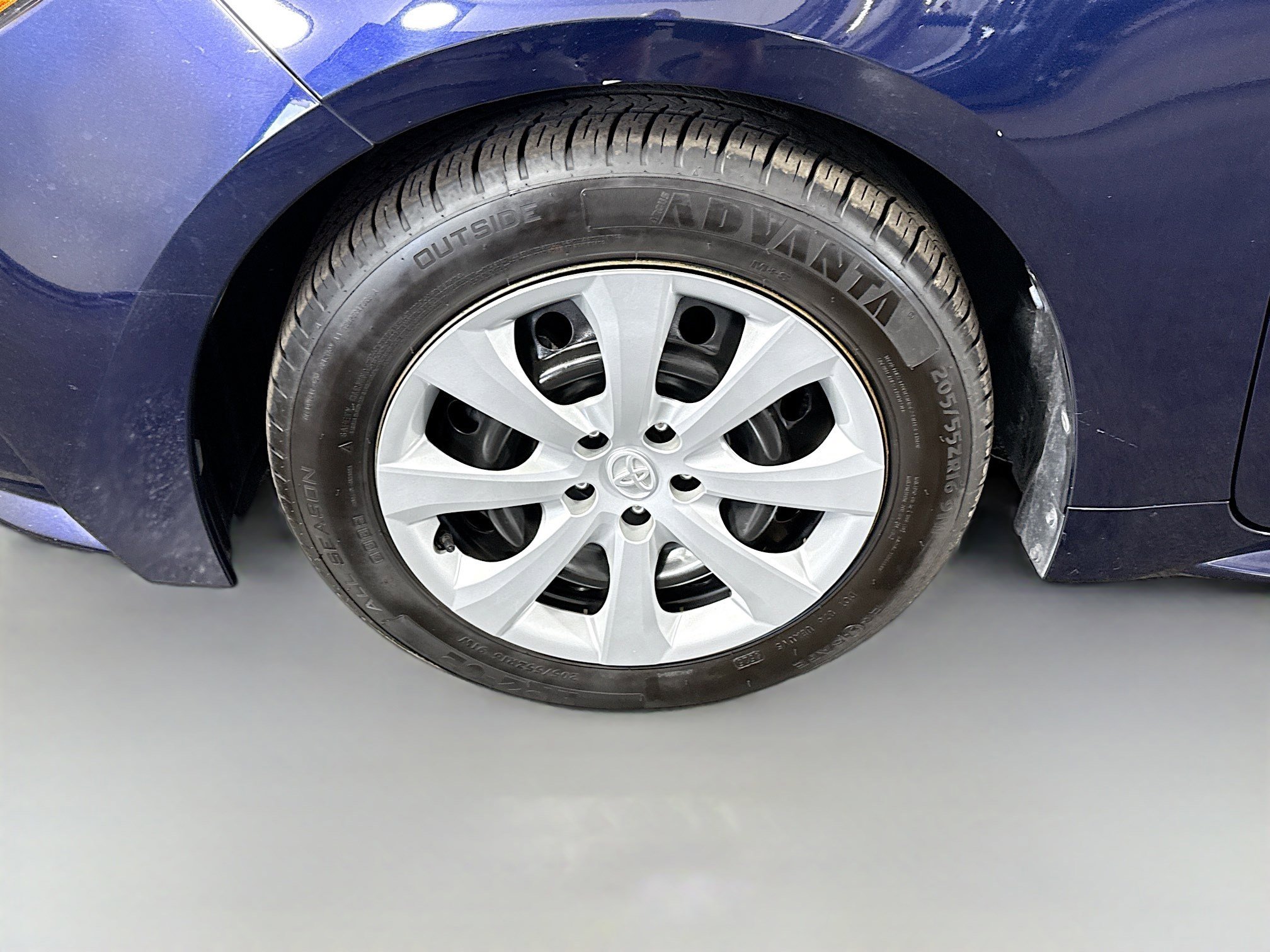 Used 2021 Toyota Corolla LE image 37