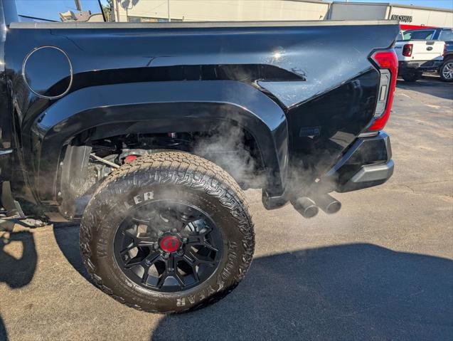 Certified 2025 Toyota Tacoma TRD Pro AWD/4WD image 4
