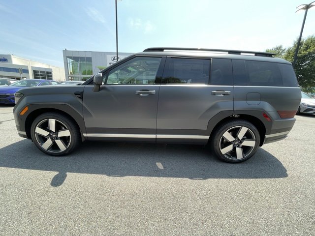 Used 2024 Hyundai Santa Fe Limited image 4