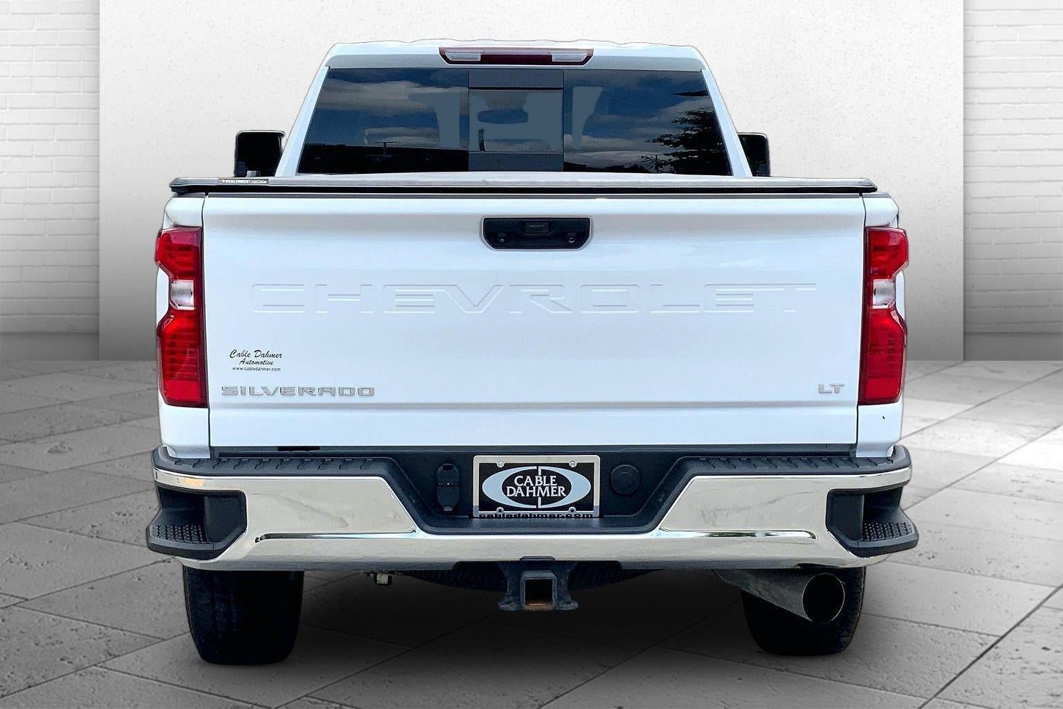 Used 2025 Chevrolet Silverado 2500 LT AWD/4WD image 3