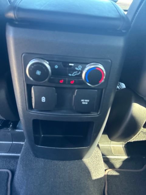 Used 2021 Ford Explorer Platinum w/ Equipment Group 601A AWD/4WD image 38
