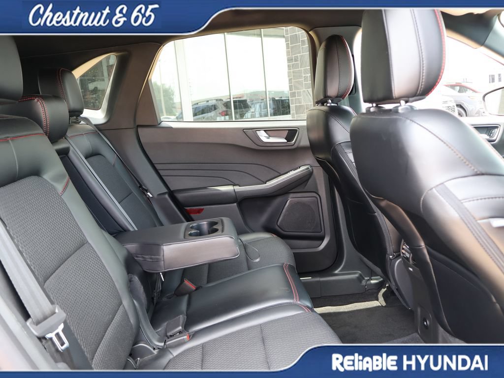 Used 2024 Ford Escape ST-Line w/ Tech Pack #1 FWD image 13