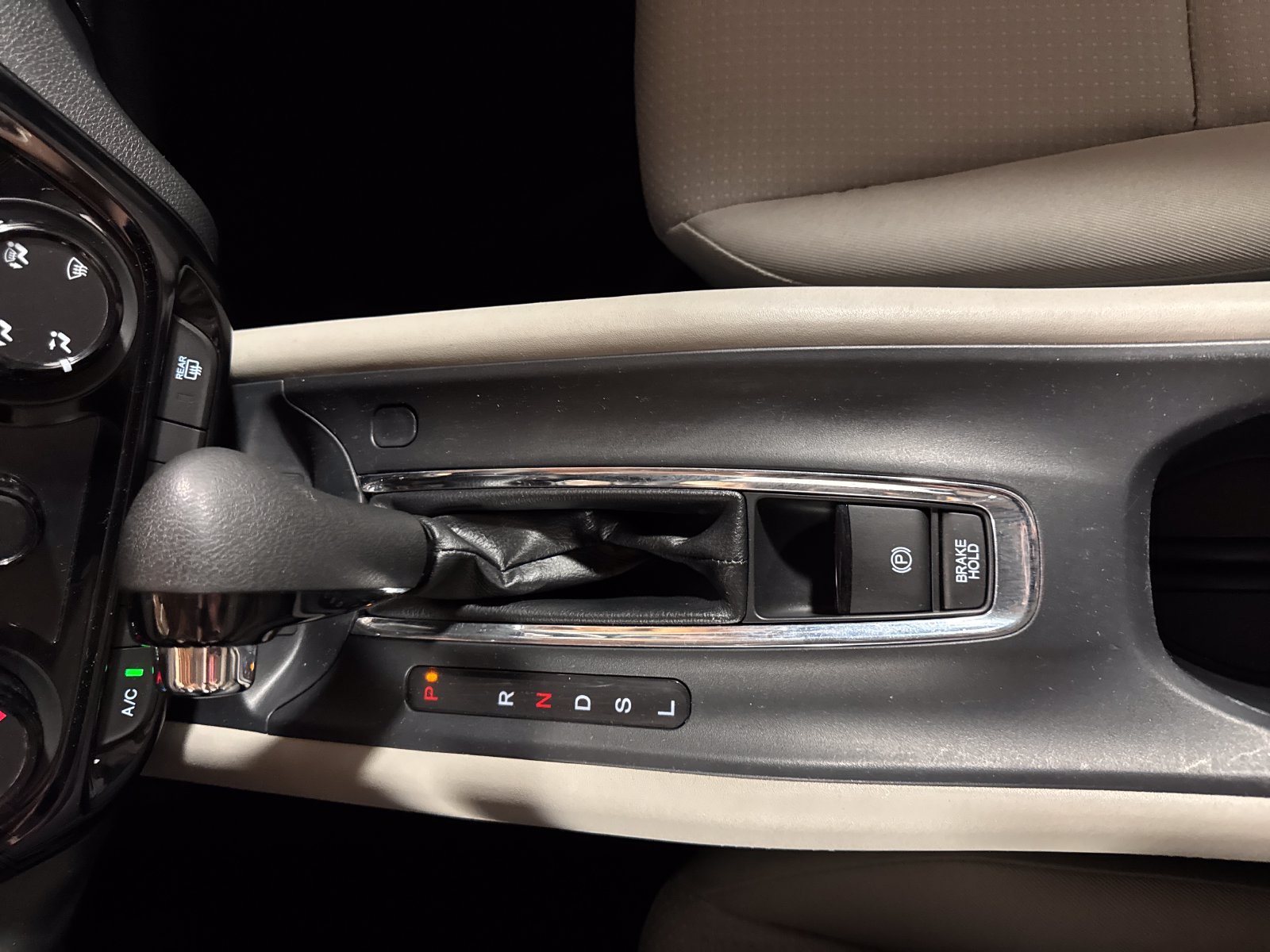 Used 2019 Honda HR-V LX image 19