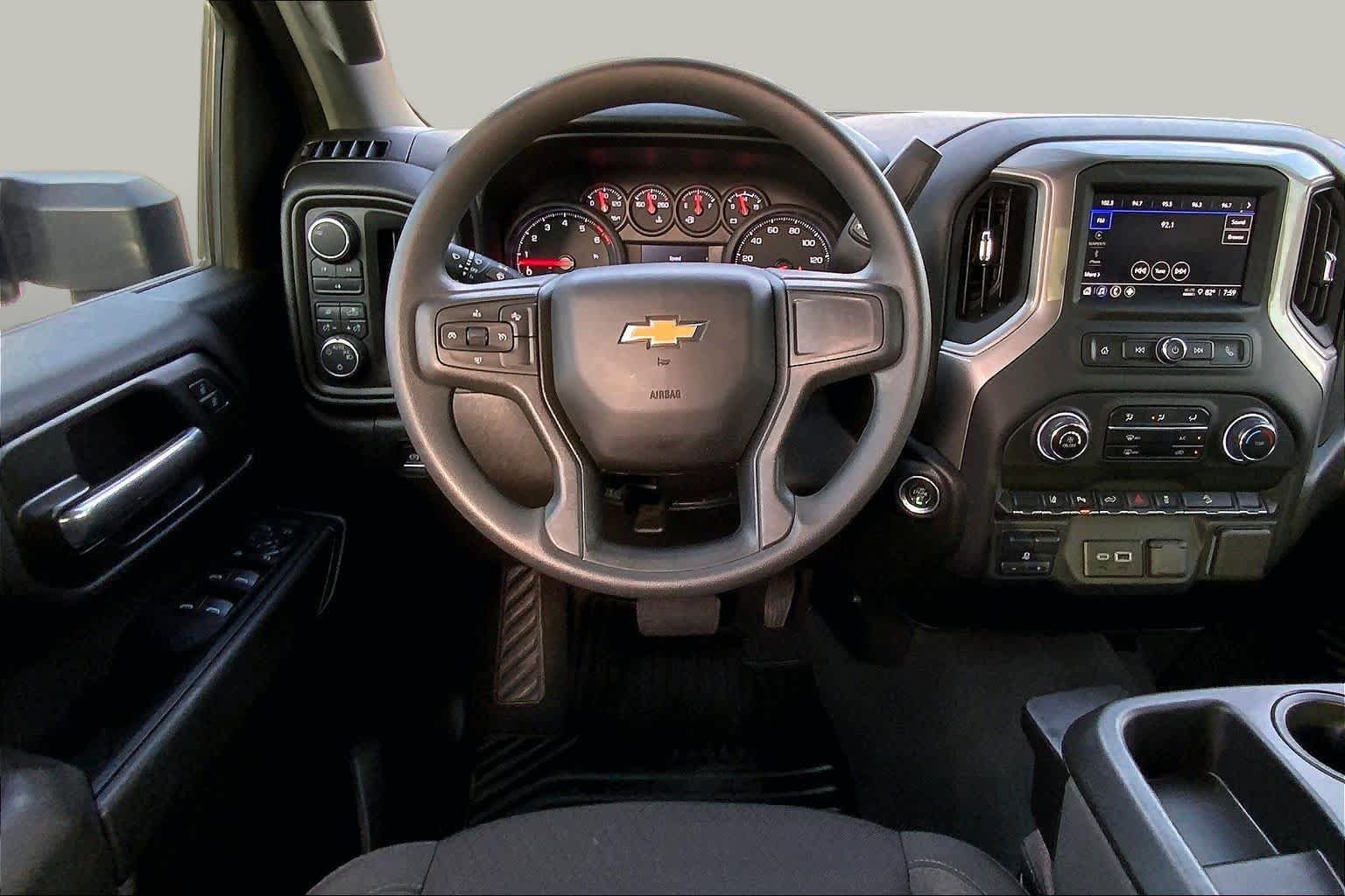 Used 2024 Chevrolet Silverado 2500 Custom w/ Custom Value Package AWD/4WD image 6