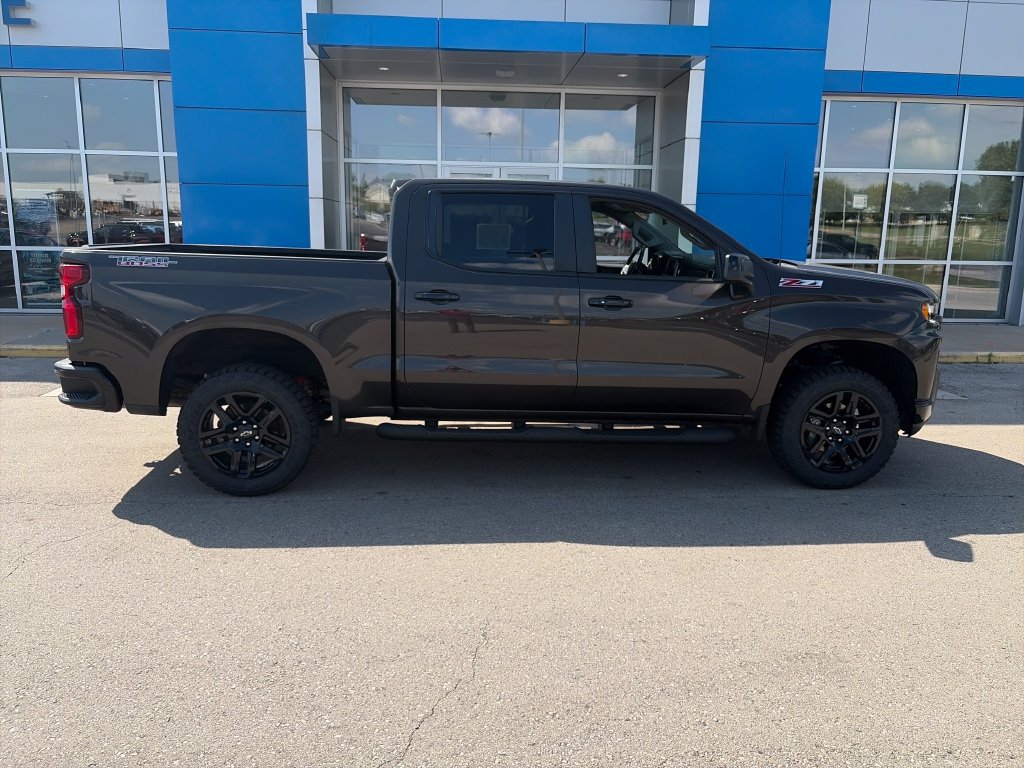 Used 2021 Chevrolet Silverado 1500 LT Trail Boss w/ Bed Protection Package AWD/4WD image 1