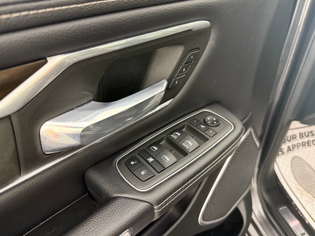 Used 2022 RAM 1500 Laramie AWD/4WD image 21