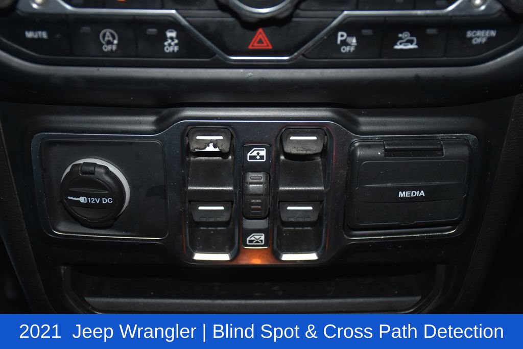 Used 2021 Jeep Wrangler Unlimited Sahara image 22