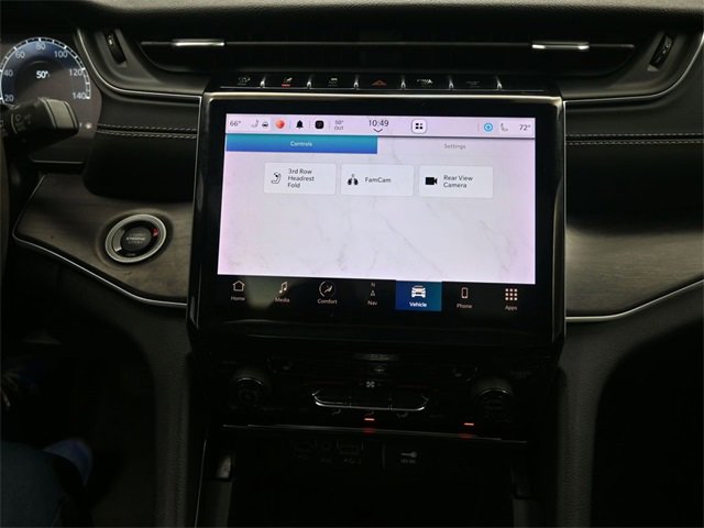 Used 2023 Jeep Grand Cherokee L Limited w/ Black Appearance Package image 11