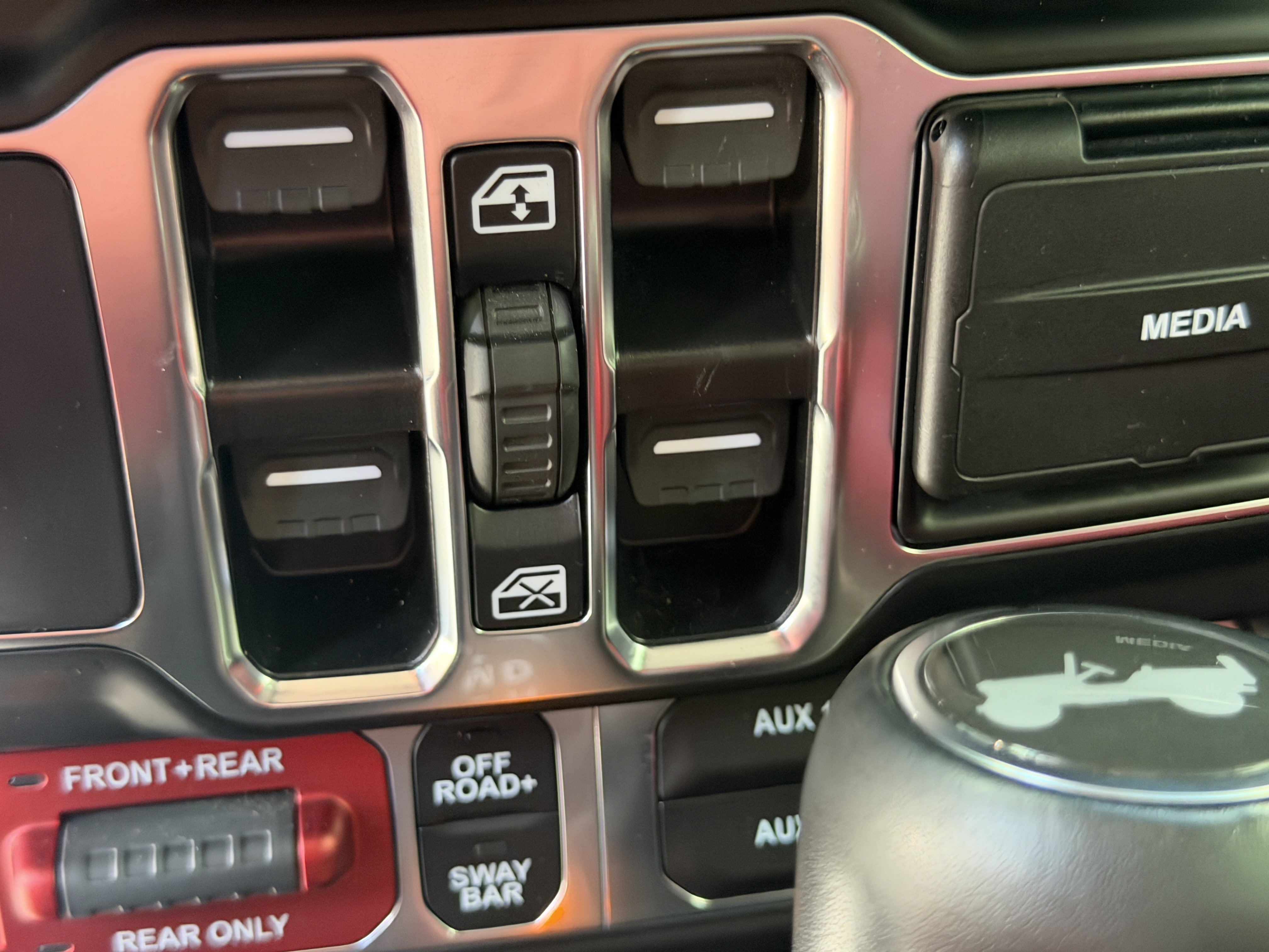 Used 2024 Jeep Wrangler Unlimited Rubicon 392 AWD/4WD image 23