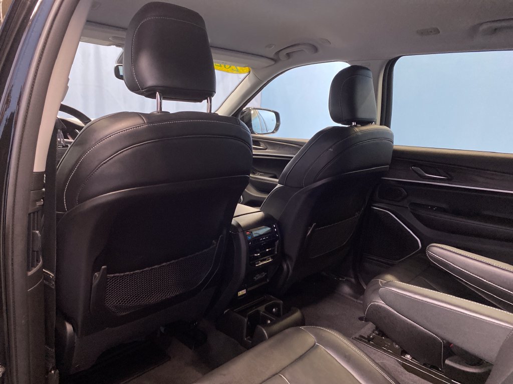 Certified 2021 Jeep Grand Cherokee L Limited AWD/4WD image 26