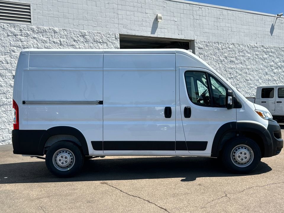 New 2024 RAM ProMaster 2500 w/ Convenience Group image 9