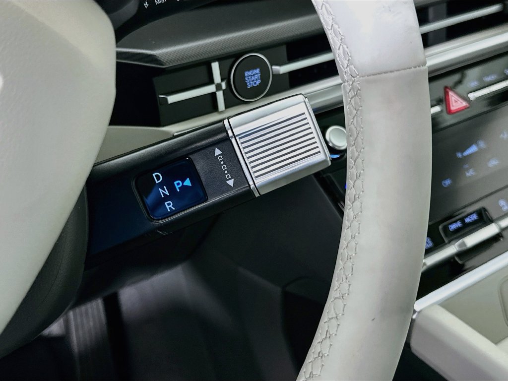 New 2027 Hyundai Santa Fe SEL FWD image 14