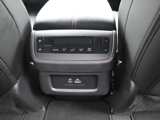 Used 2025 Nissan Pathfinder SL image 27