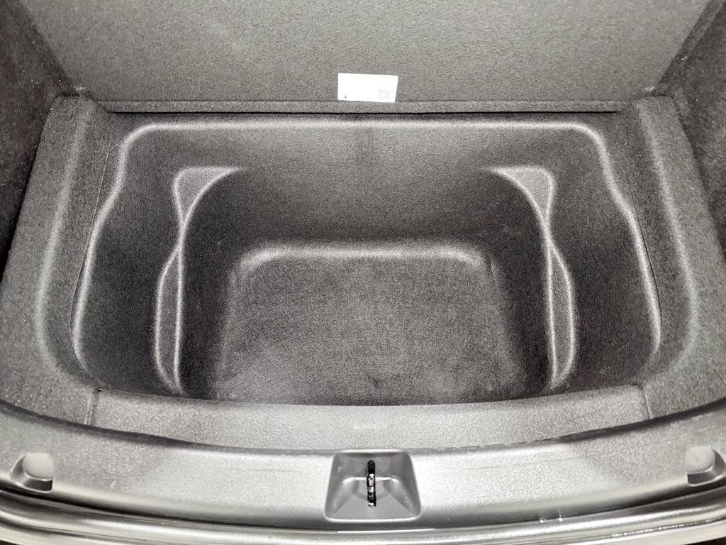 Used 2020 Tesla Model Y Long Range image 26