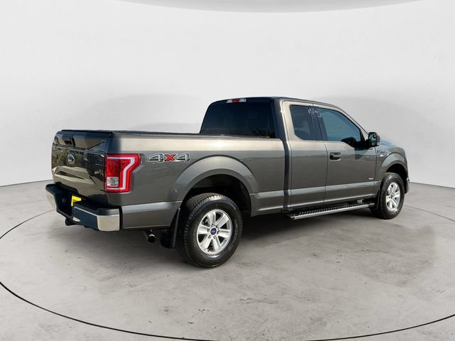 Used 2015 Ford F150 XLT w/ Equipment Group 301A Mid AWD/4WD image 5
